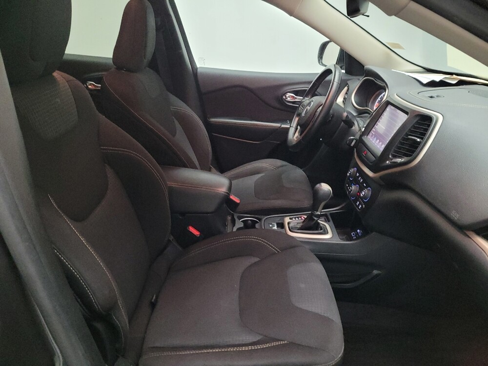 2016 Jeep Cherokee in Downey, CA 90241 - 18091098 21