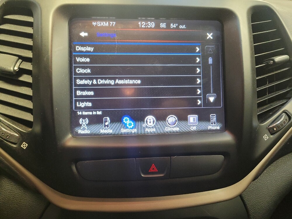 2016 Jeep Cherokee in Downey, CA 90241 - 18091098 25