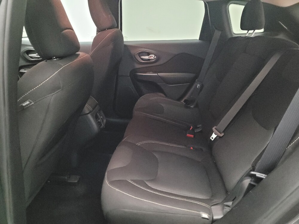 2016 Jeep Cherokee in Downey, CA 90241 - 18091098 18