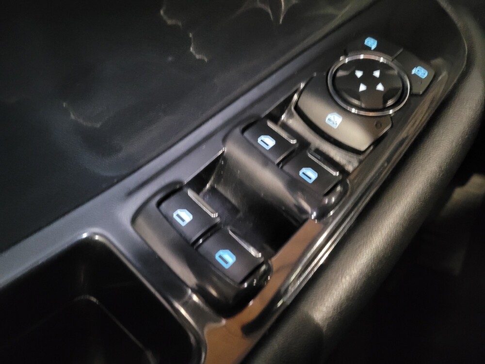 2020 Ford Edge in Montclair, CA 91763 - 18091101 27