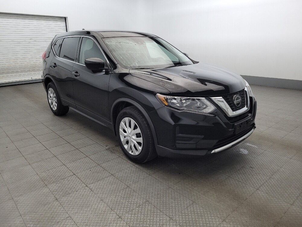 2018 Nissan Rogue in Pittsburgh, PA 15236 - 18091102 13