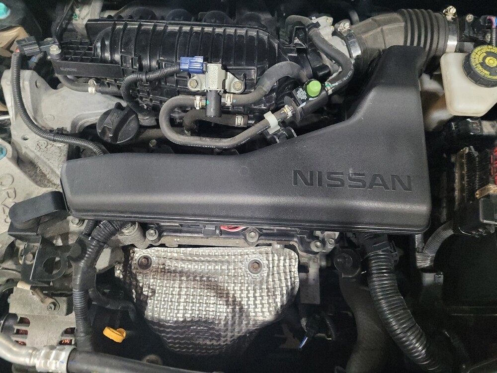 2018 Nissan Rogue in Pittsburgh, PA 15236 - 18091102 30