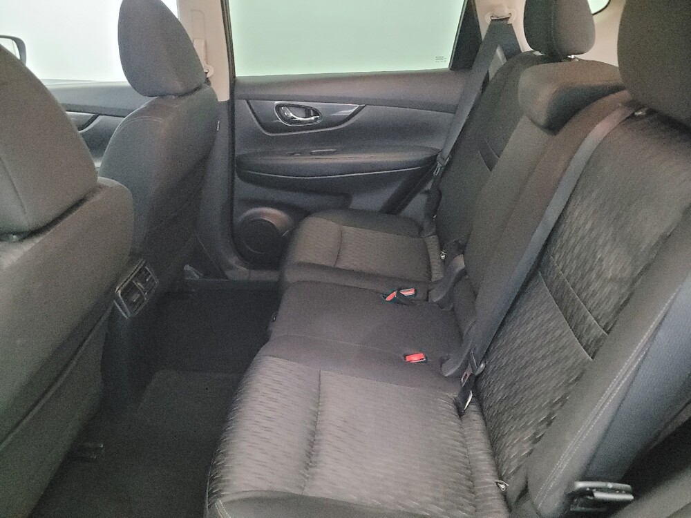 2018 Nissan Rogue in Pittsburgh, PA 15236 - 18091102 18