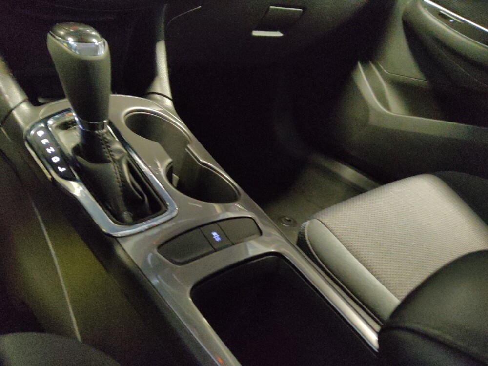 2017 Chevrolet Cruze in Mesa, AZ 85210 - 18091103 26