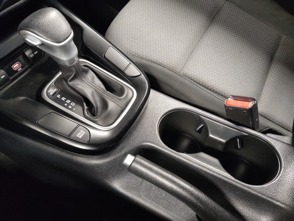 2020 Kia Soul in Houston, TX 77074 - 18091104 26