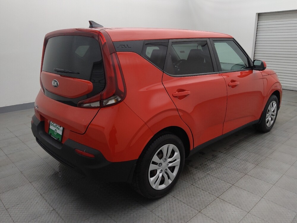 2020 Kia Soul in Houston, TX 77074 - 18091104 9