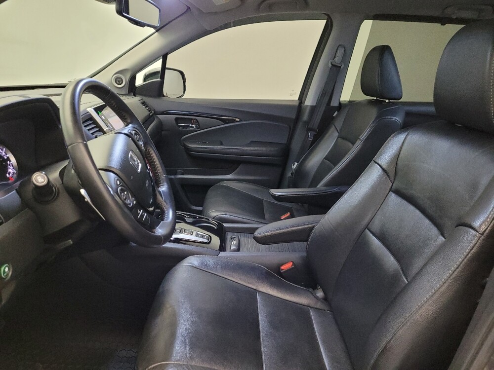 2016 Honda Pilot in Glendale, AZ 85301 - 18091107 17