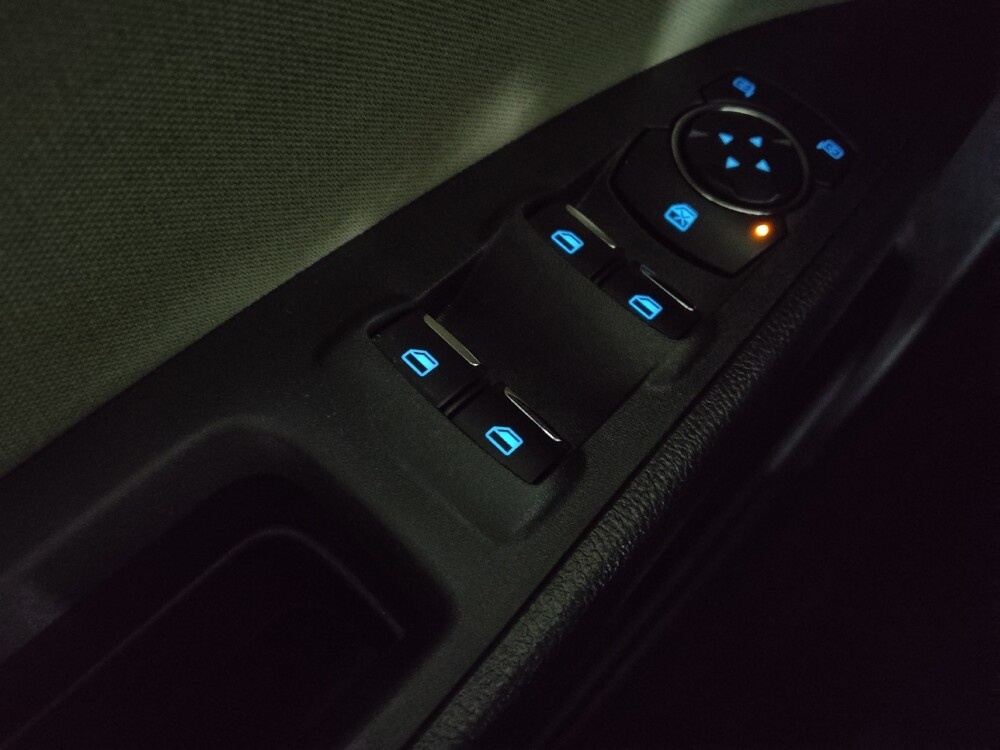 2018 Ford Fusion in Morrow, GA 30260 - 18091116 27