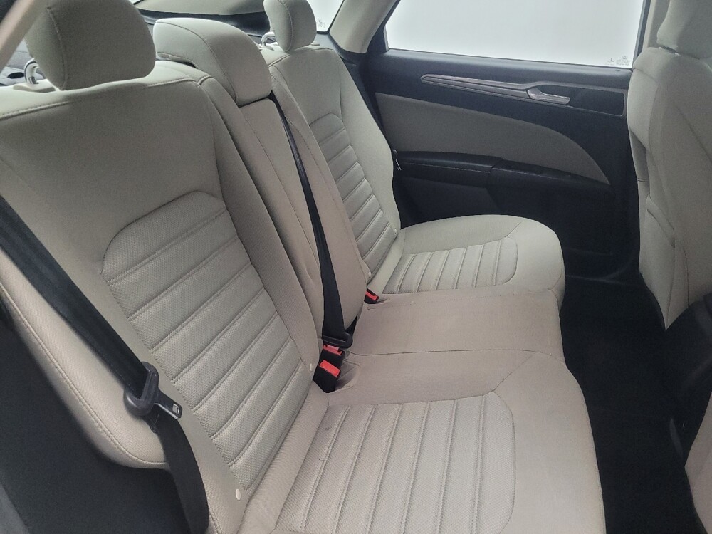 2018 Ford Fusion in Morrow, GA 30260 - 18091116 19