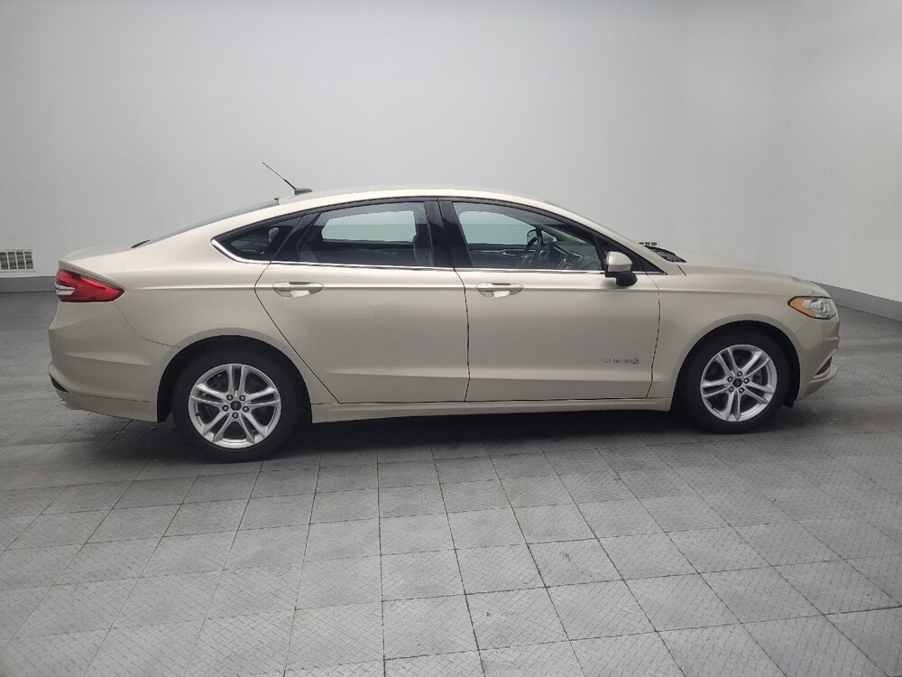 2018 Ford Fusion in Morrow, GA 30260 - 18091116 10