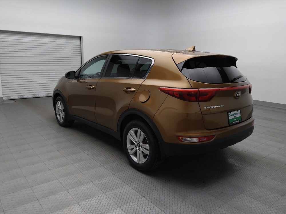 2017 Kia Sportage in Temple, TX 76502 - 18091123 5