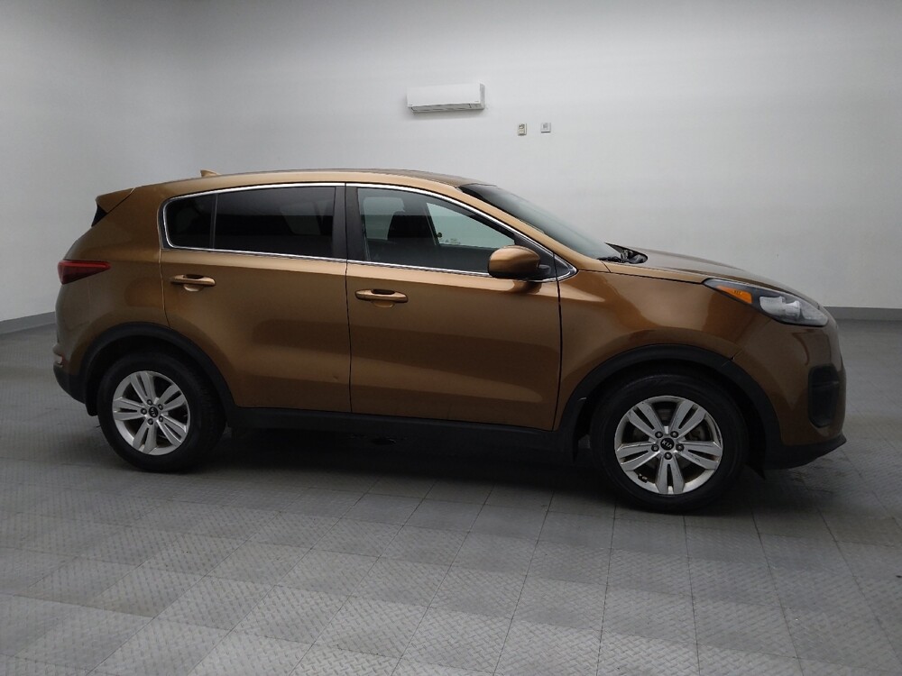 2017 Kia Sportage in Temple, TX 76502 - 18091123 11