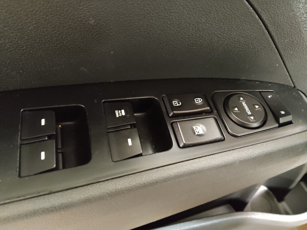 2019 Hyundai Elantra in El Paso, TX 79907 - 18091125 27