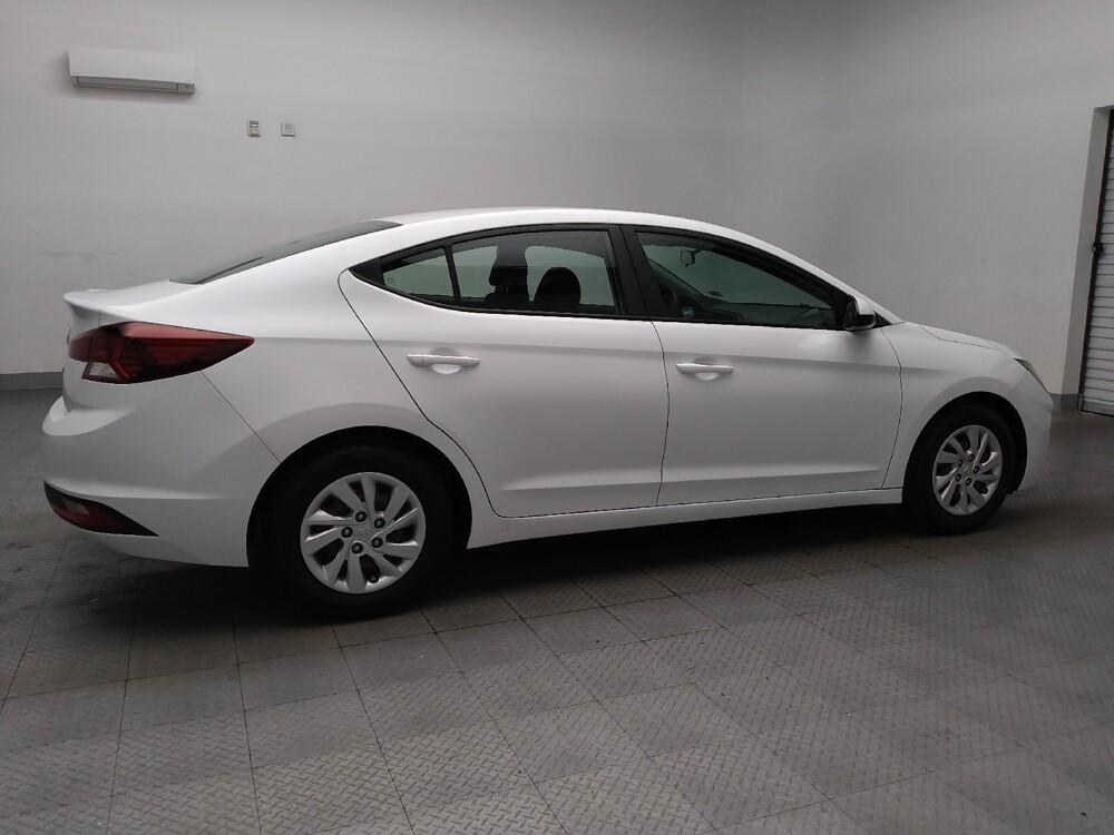 2019 Hyundai Elantra in El Paso, TX 79907 - 18091125 10