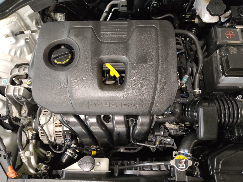 2019 Hyundai Elantra in El Paso, TX 79907 - 18091125 30