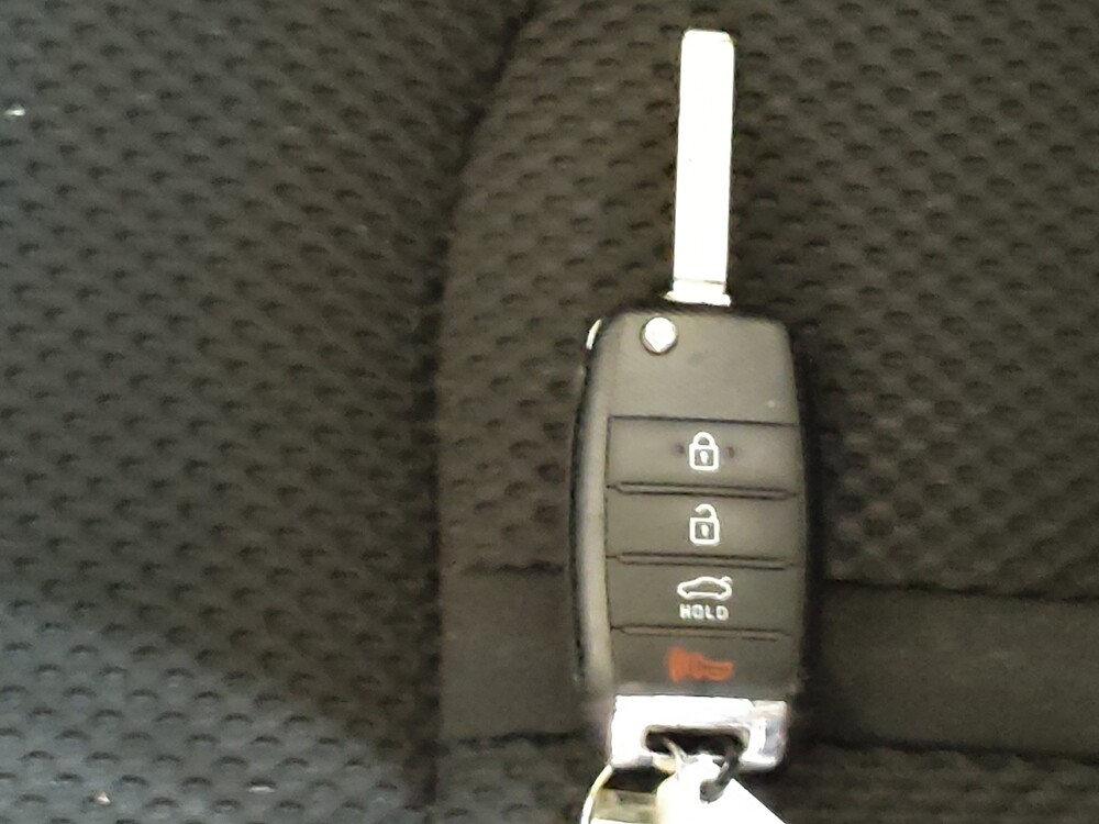 2020 Kia Optima in El Paso, TX 79907 - 18091126 32