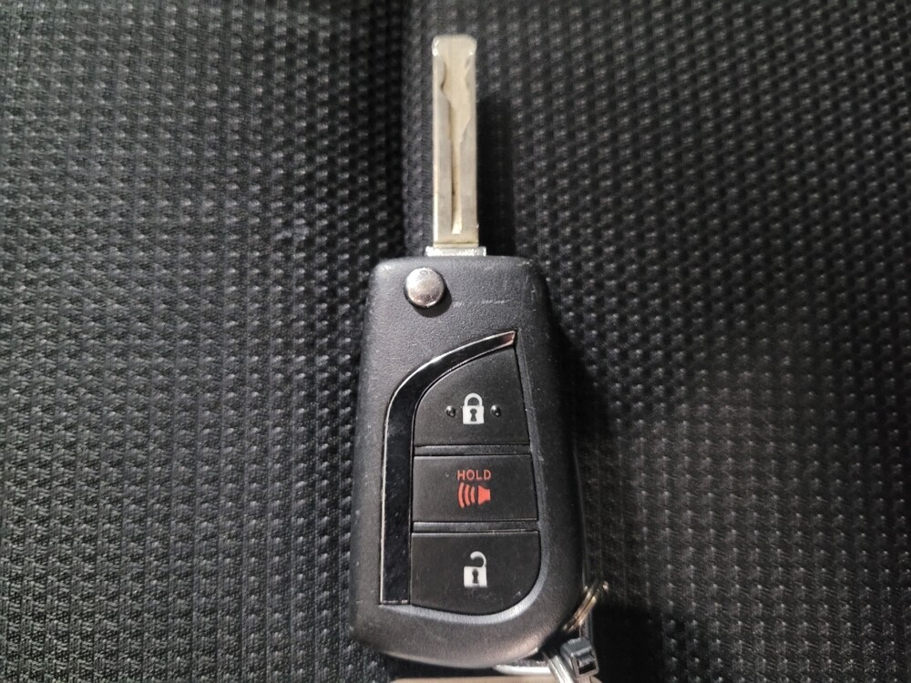 2019 Toyota RAV4 in Round Rock, TX 78664 - 18091130 32