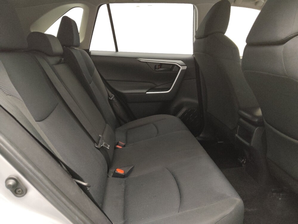 2019 Toyota RAV4 in Round Rock, TX 78664 - 18091130 19