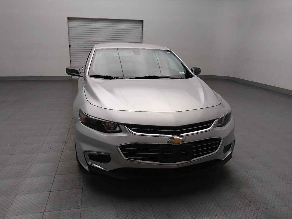 2017 Chevrolet Malibu in Temple, TX 76502 - 18091133 14