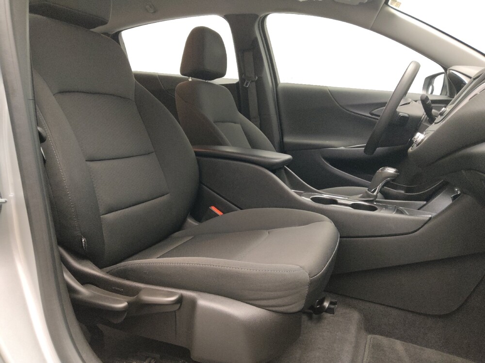 2017 Chevrolet Malibu in Temple, TX 76502 - 18091133 21