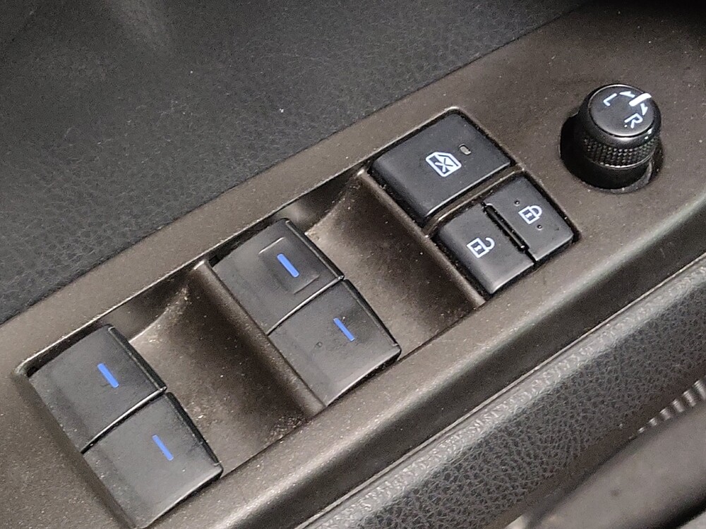 2022 Toyota Camry in Arlington, TX 76011 - 18091135 27