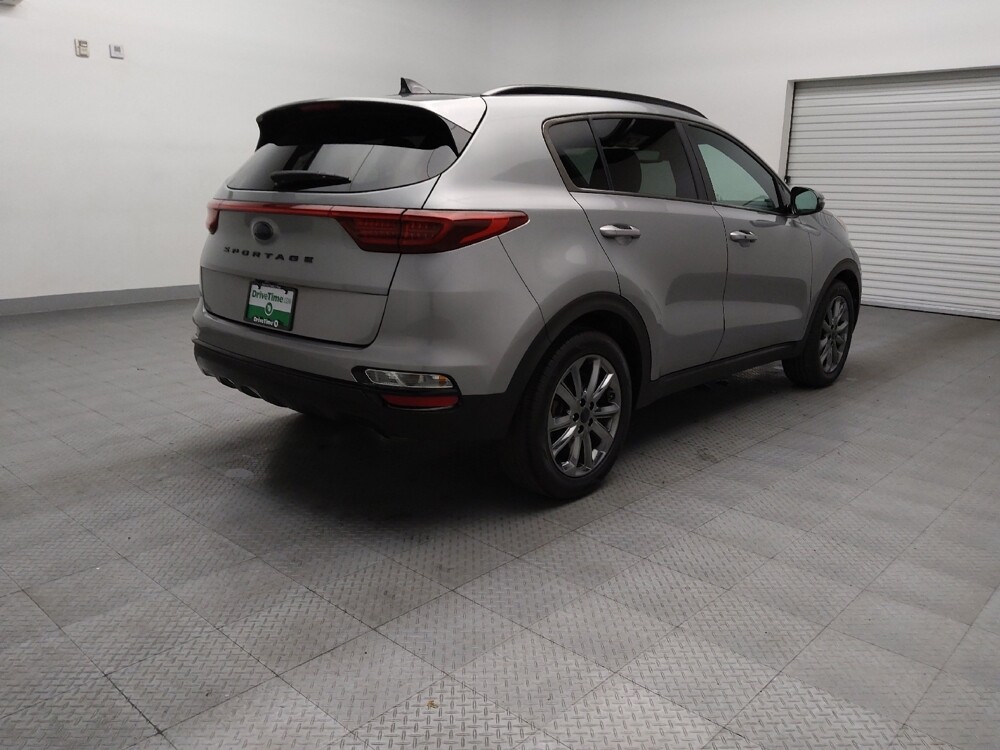 2021 Kia Sportage in Plano, TX 75074 - 18091136 9