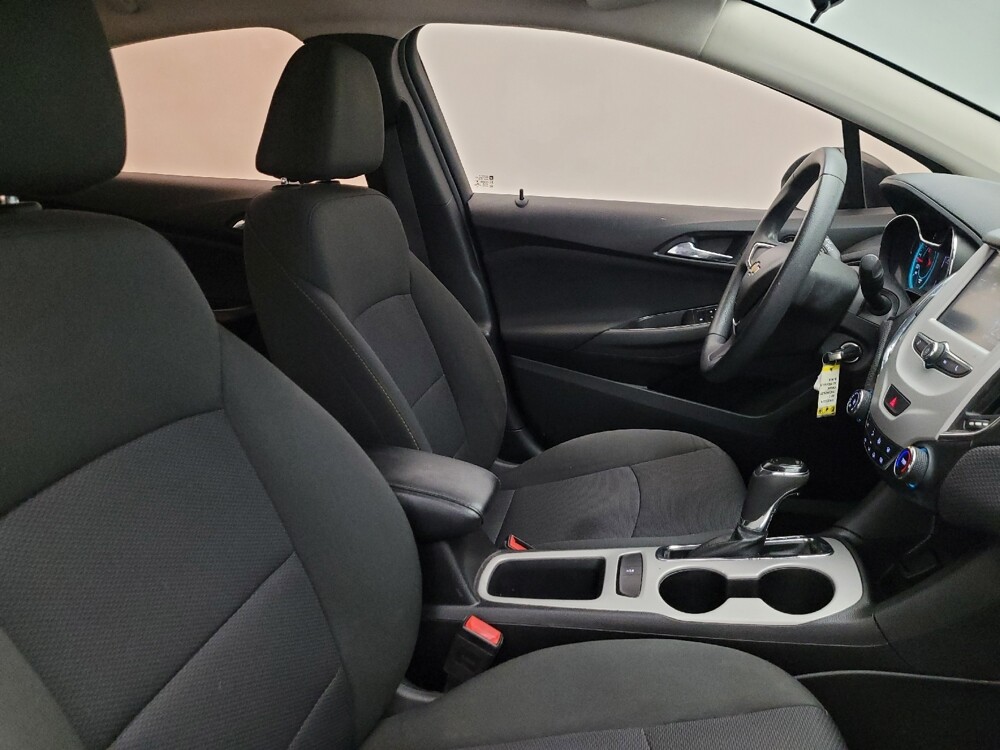 2017 Chevrolet Cruze in Chandler, AZ 85225 - 18091143 21