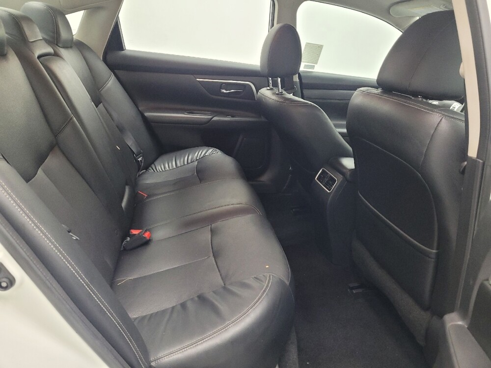 2018 Nissan Altima in Las Vegas, NV 89102 - 18091145 19