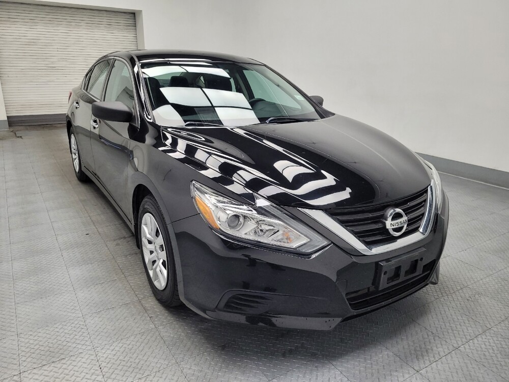 2017 Nissan Altima in Las Vegas, NV 89104 - 18091149 13