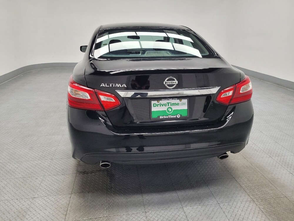 2017 Nissan Altima in Las Vegas, NV 89104 - 18091149 6