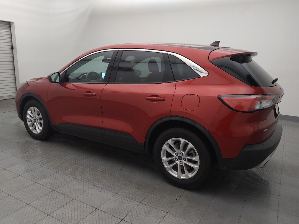 2020 Ford Escape in Live Oak, TX 78233 - 18091156 3