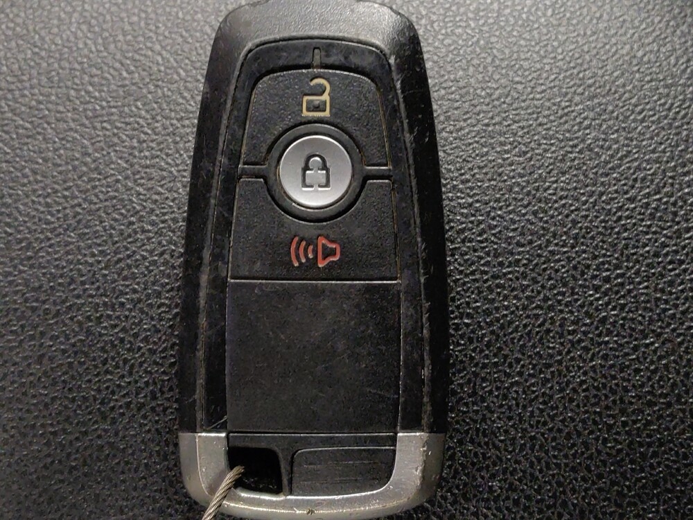 2020 Ford Escape in Live Oak, TX 78233 - 18091156 32