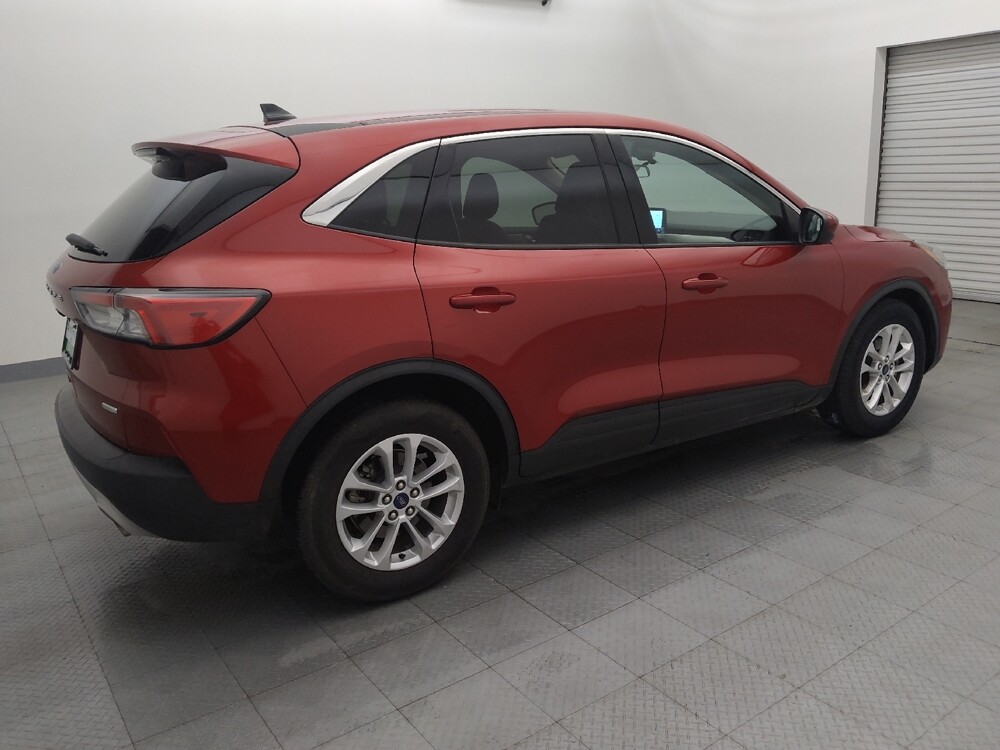 2020 Ford Escape in Live Oak, TX 78233 - 18091156 10