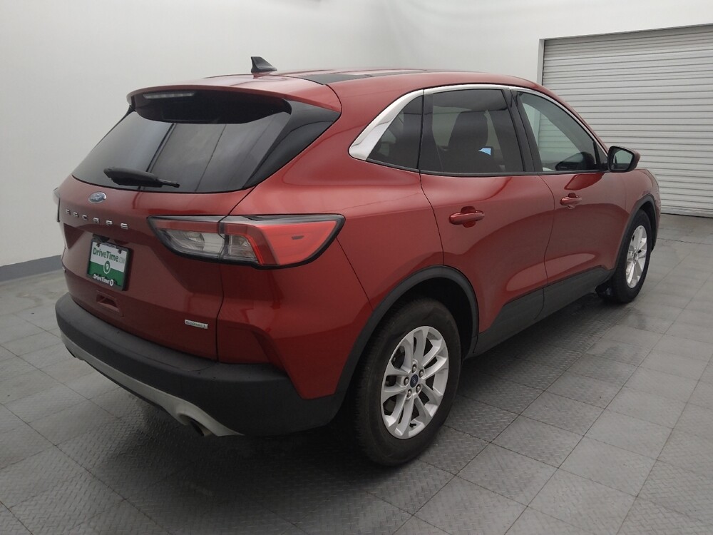 2020 Ford Escape in Live Oak, TX 78233 - 18091156 9