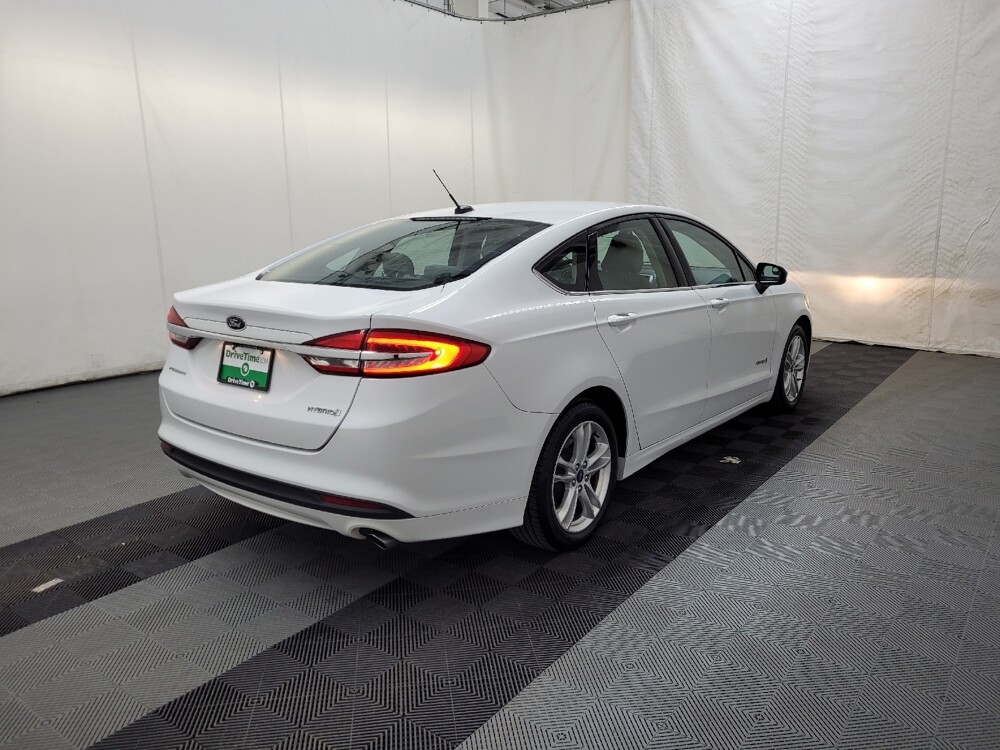 2018 Ford Fusion in Langhorne, PA 19047 - 18091158 9