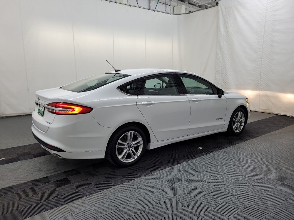 2018 Ford Fusion in Langhorne, PA 19047 - 18091158 10
