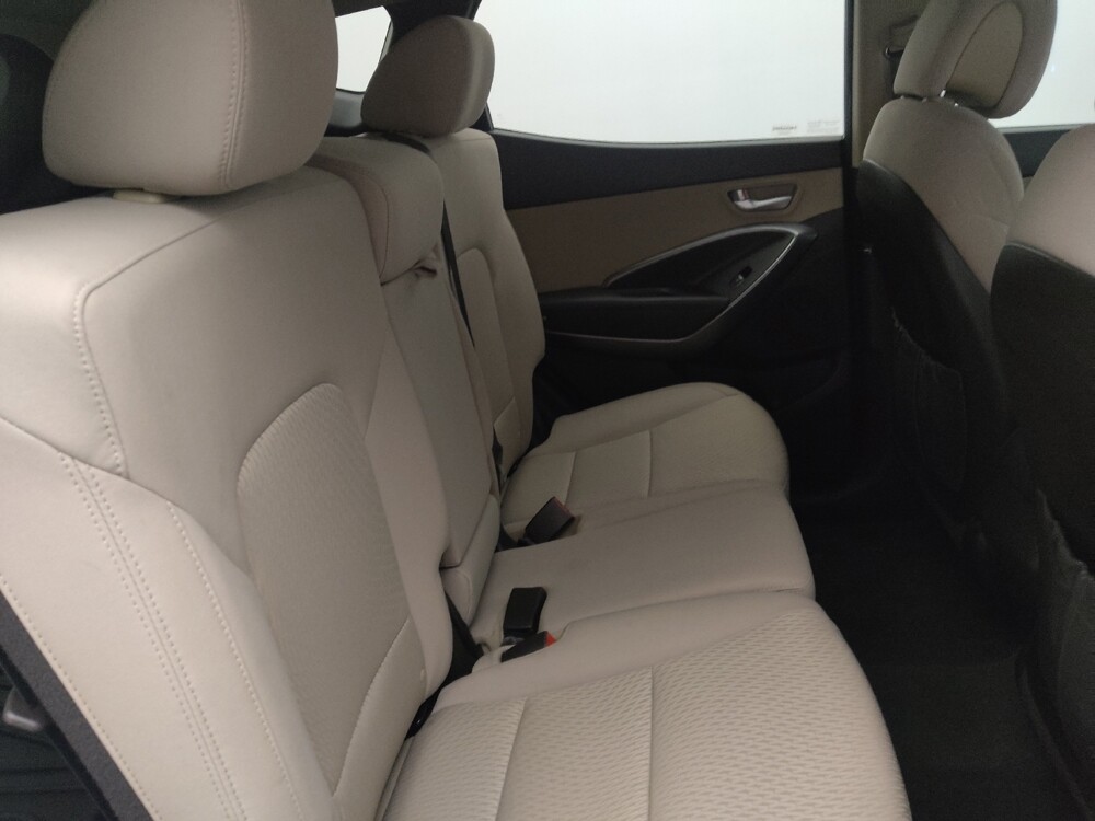 2018 Hyundai Santa Fe in Gainesville, FL 32609 - 18091159 19