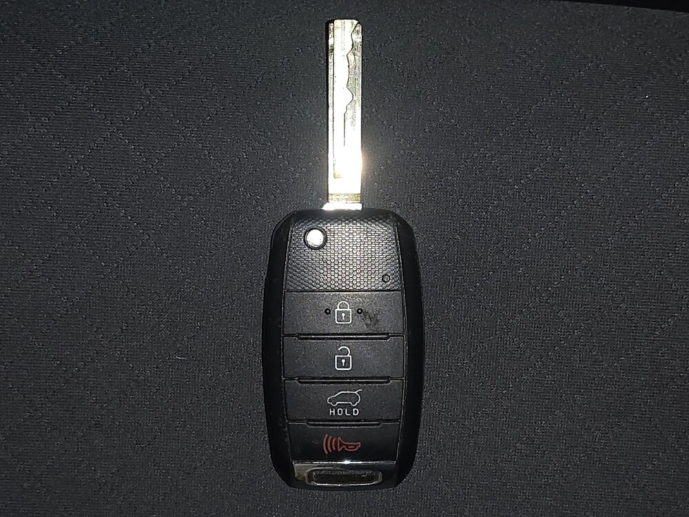 2017 Kia Sorento in Gainesville, FL 32609 - 18091172 32