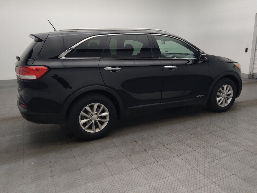 2017 Kia Sorento in Gainesville, FL 32609 - 18091172 10