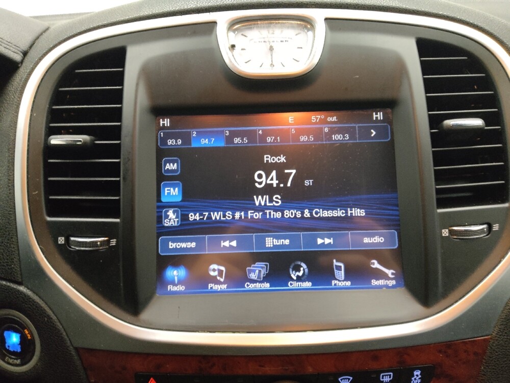 2013 Chrysler 300 in Midlothian, IL 60445 - 18091174 25