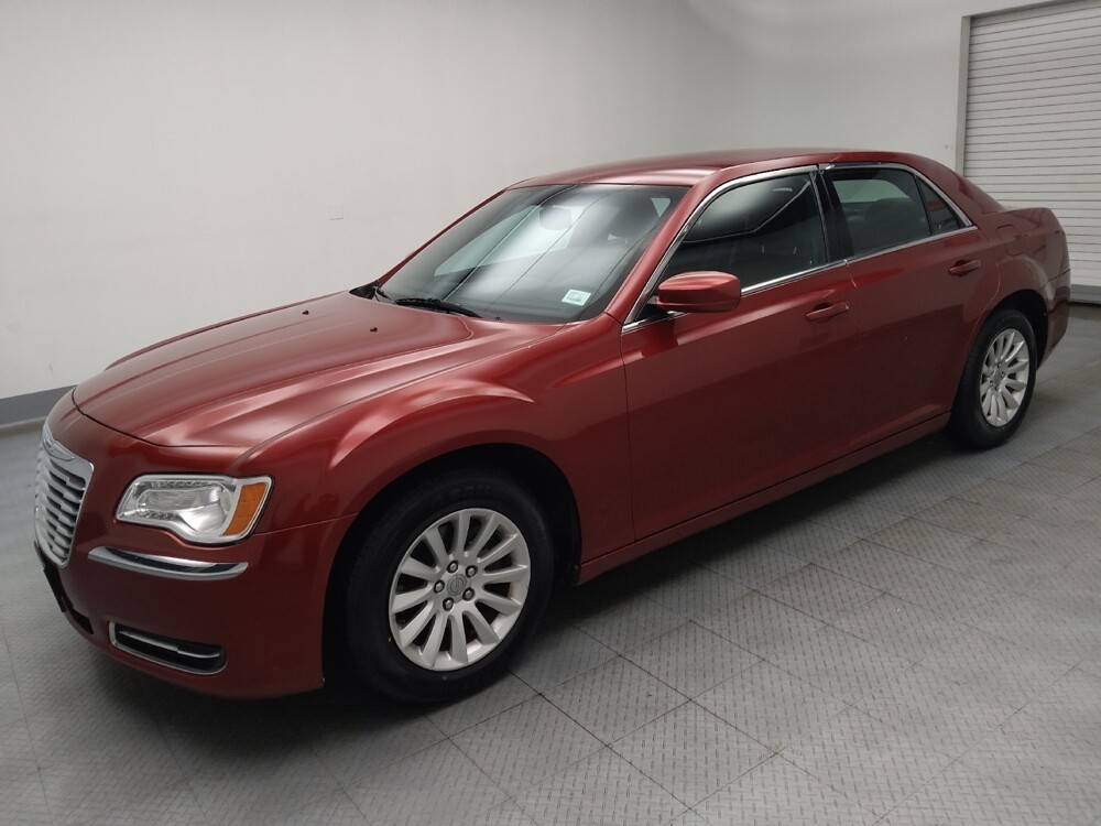 2013 Chrysler 300 in Midlothian, IL 60445 - 18091174 2