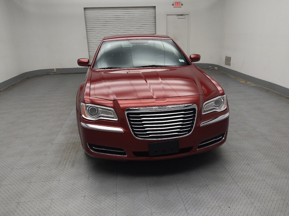 2013 Chrysler 300 in Midlothian, IL 60445 - 18091174 14