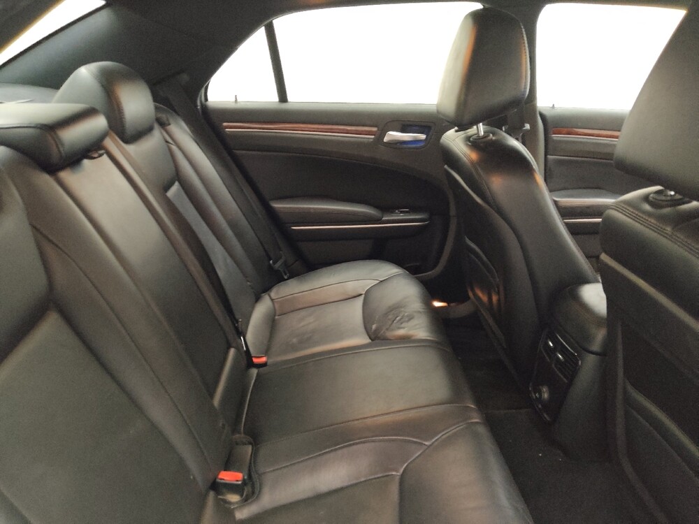 2013 Chrysler 300 in Midlothian, IL 60445 - 18091174 19