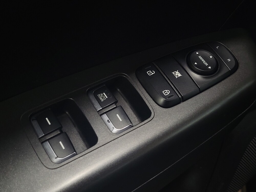 2018 Kia Sportage in Woodbridge, VA 22191 - 18091183 27