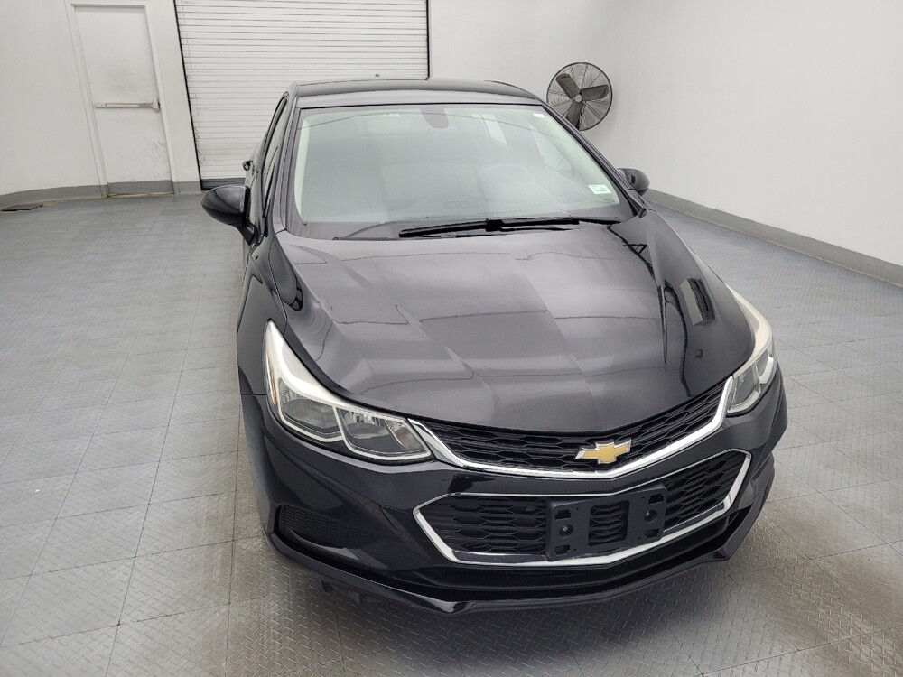 2018 Chevrolet Cruze in Fayetteville, NC 28304 - 18091189 14