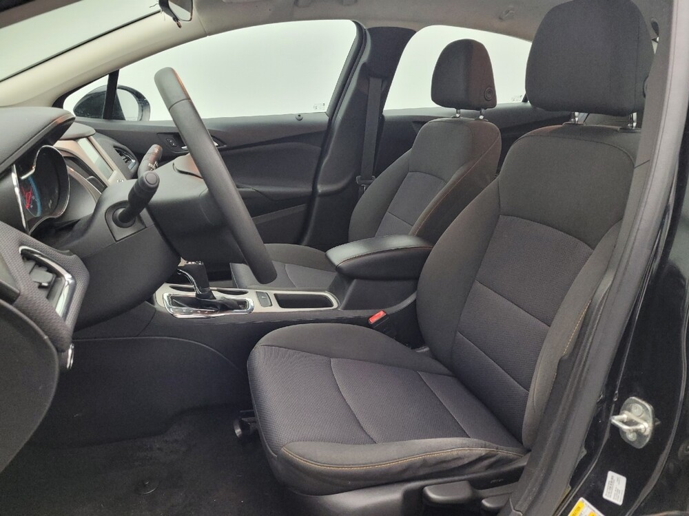 2018 Chevrolet Cruze in Fayetteville, NC 28304 - 18091189 17