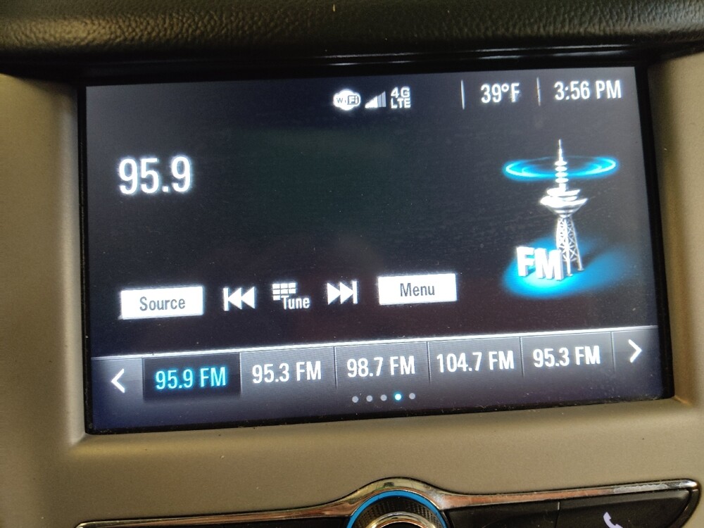 2018 Chevrolet Cruze in Fayetteville, NC 28304 - 18091189 25