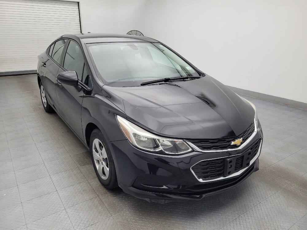 2018 Chevrolet Cruze in Fayetteville, NC 28304 - 18091189 13