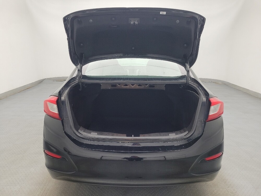 2018 Chevrolet Cruze in Fayetteville, NC 28304 - 18091189 29