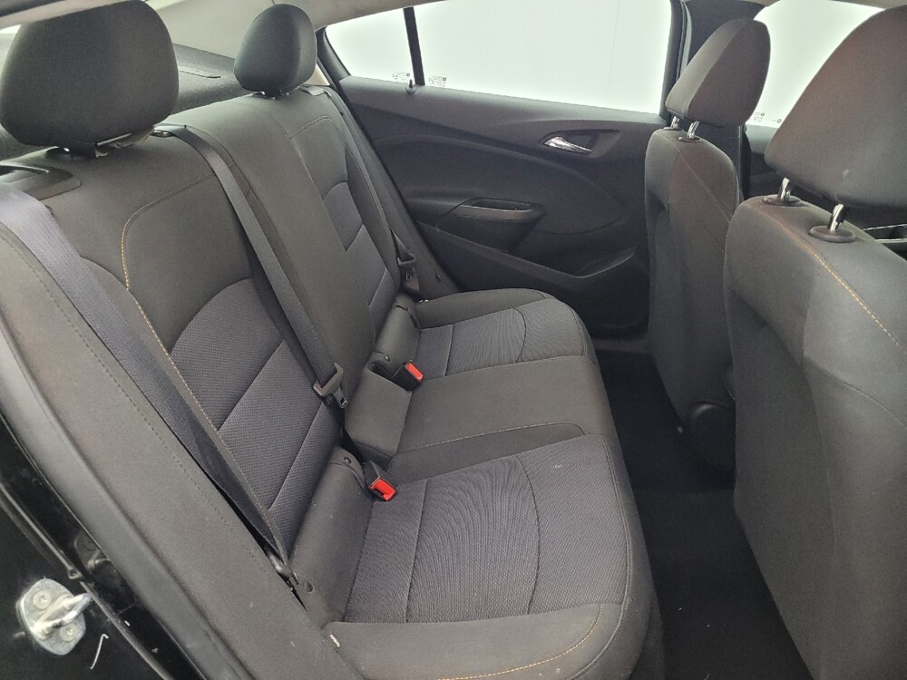 2018 Chevrolet Cruze in Fayetteville, NC 28304 - 18091189 19